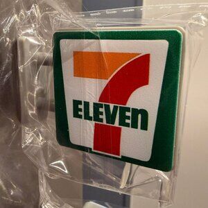 NWOT- Mini Konbini Lightbox Fridge Magnet: 7-Eleven